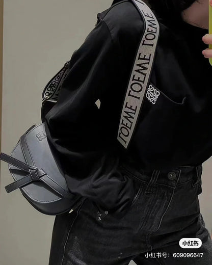 Yang Factory / Loewe Saddle Bag