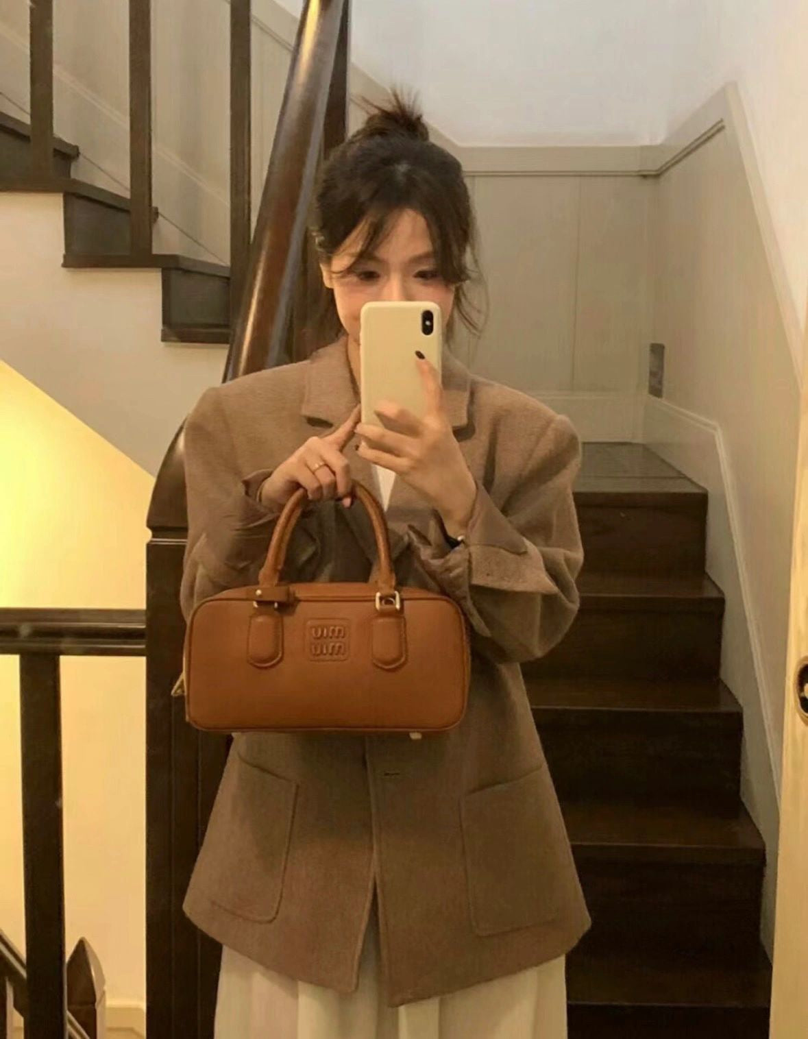 양 공장 / 미우미우 스몰 사이즈 블랙 볼링백