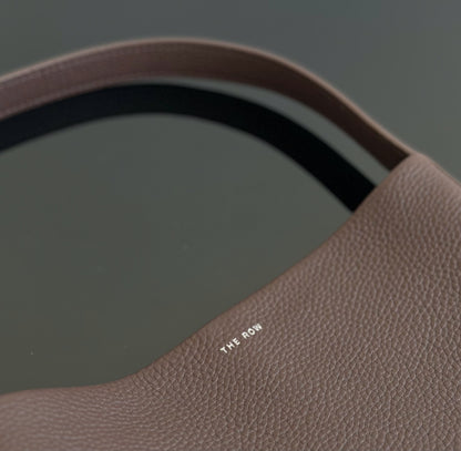 양 공장 / The Row Bucket Bag