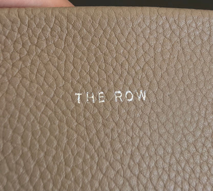 양 공장 / The Row Bucket Bag
