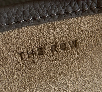 양 공장 / The Row Bucket Bag