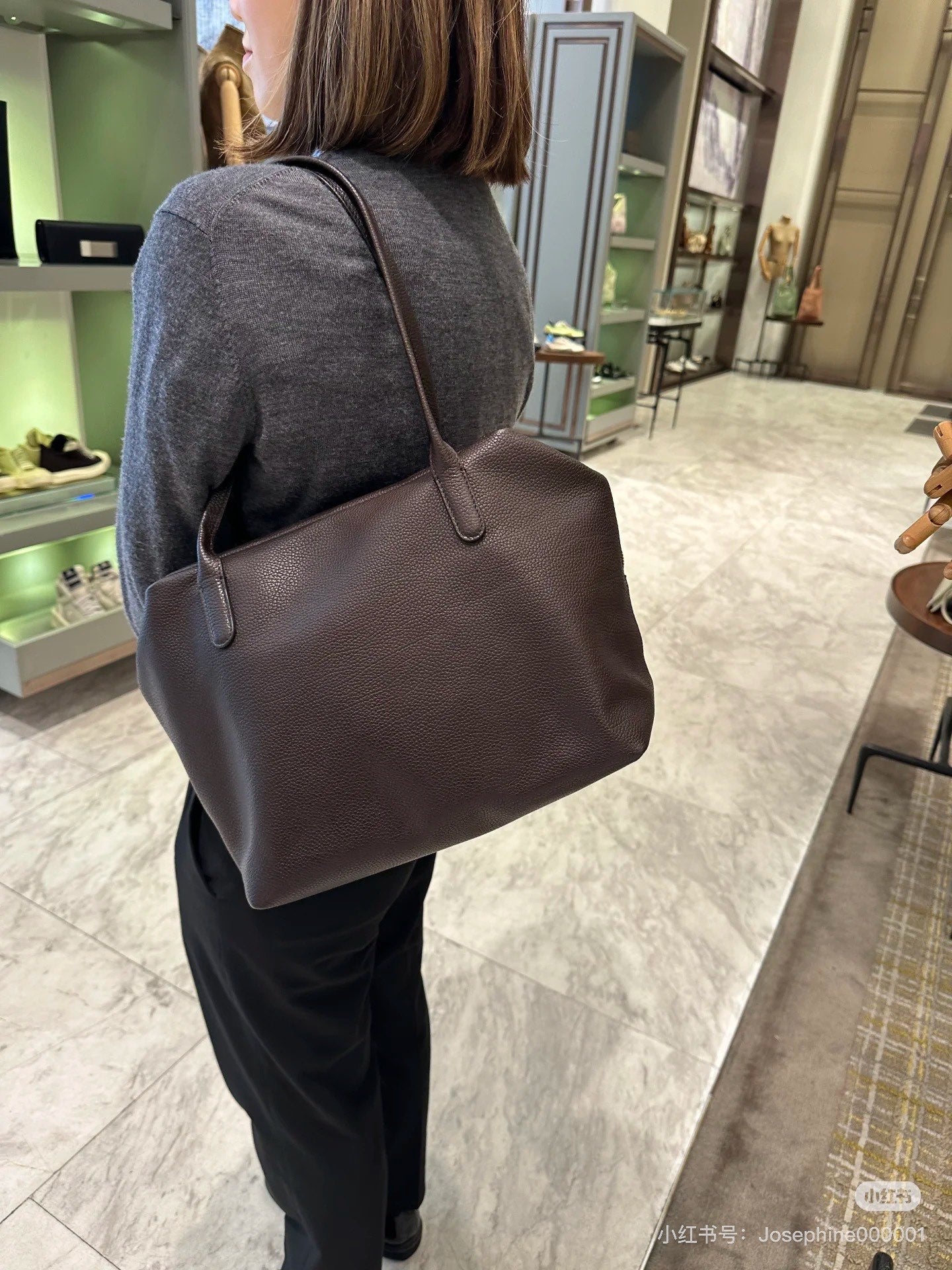 Both factories / The Row handbags
