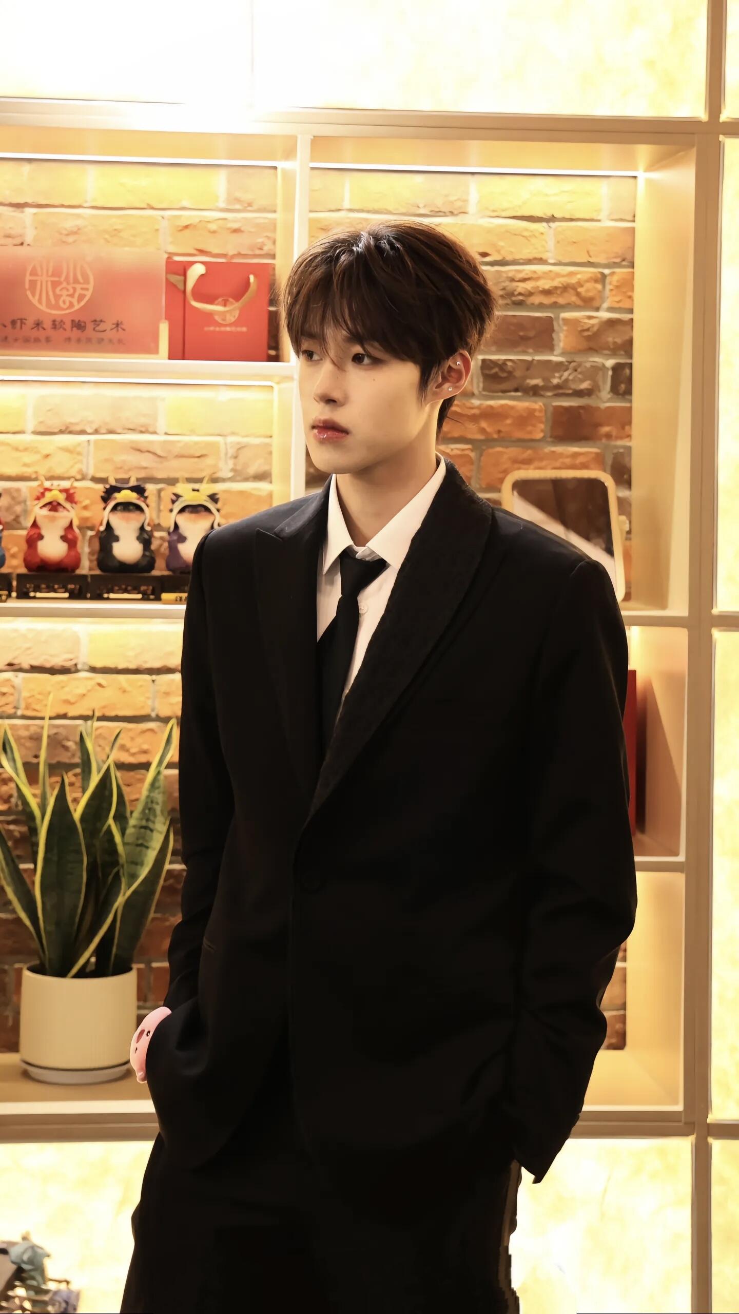 R Factory / Dior Men's Black Suit