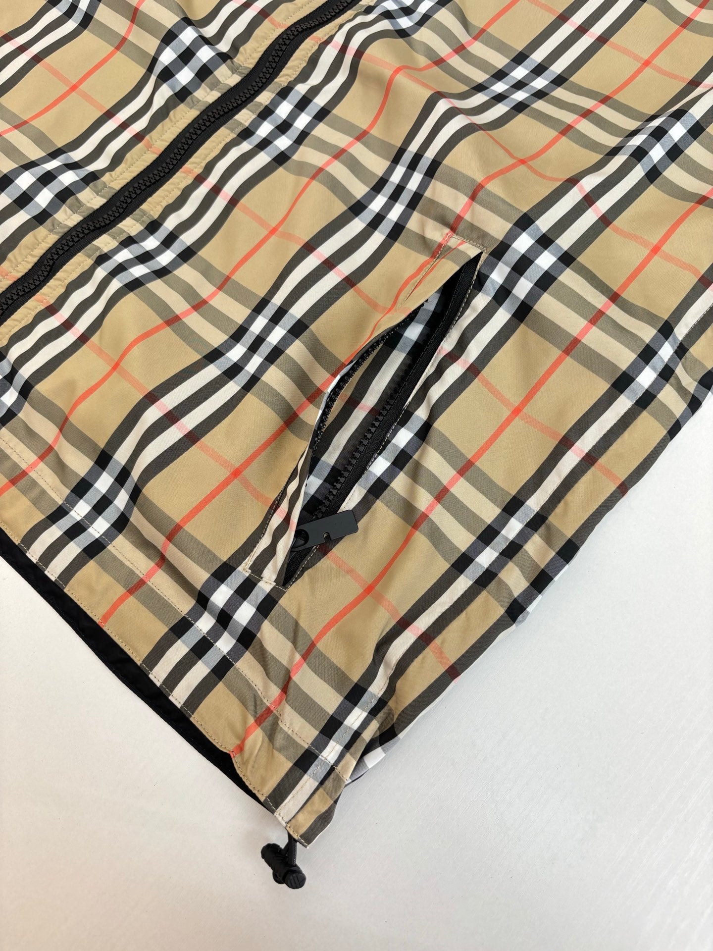 Chain2 / Burberry Men's Reversible Jacket