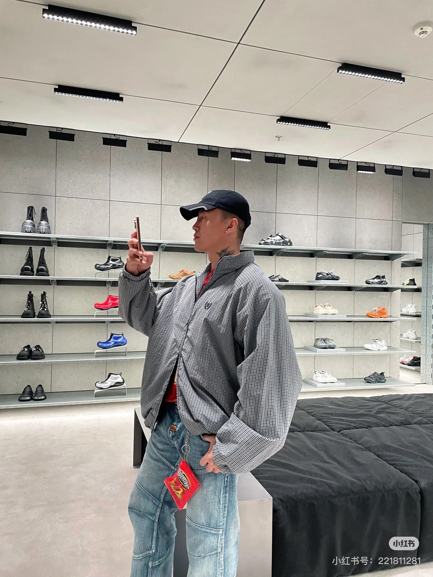 Chain2ho / Balenciaga Men's and Women's Plaid Coat