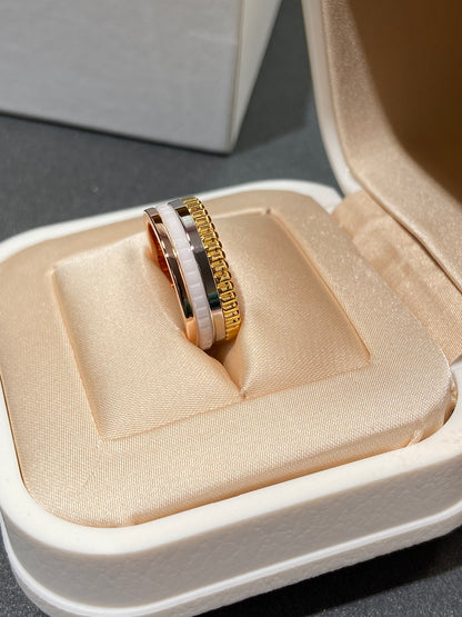 Boss Accessory / BOUCHERON Ring