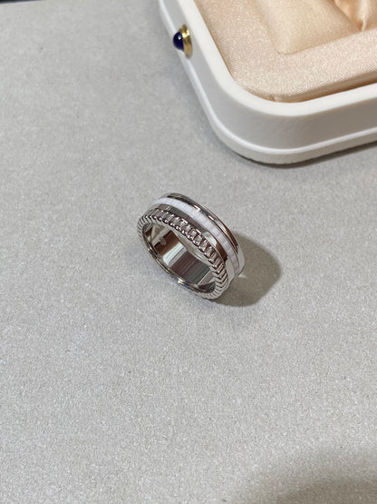 Boss Accessory / BOUCHERON Ring