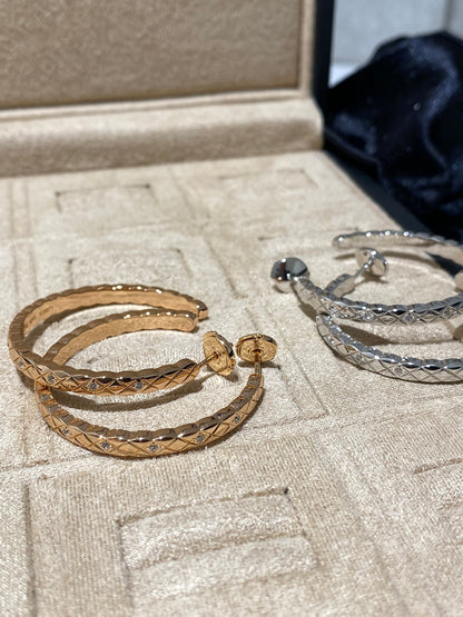 Boss accessories / Chanel women's earrings