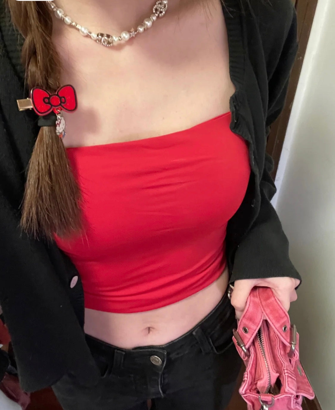 Boss accessories / Chanel pearl necklace
