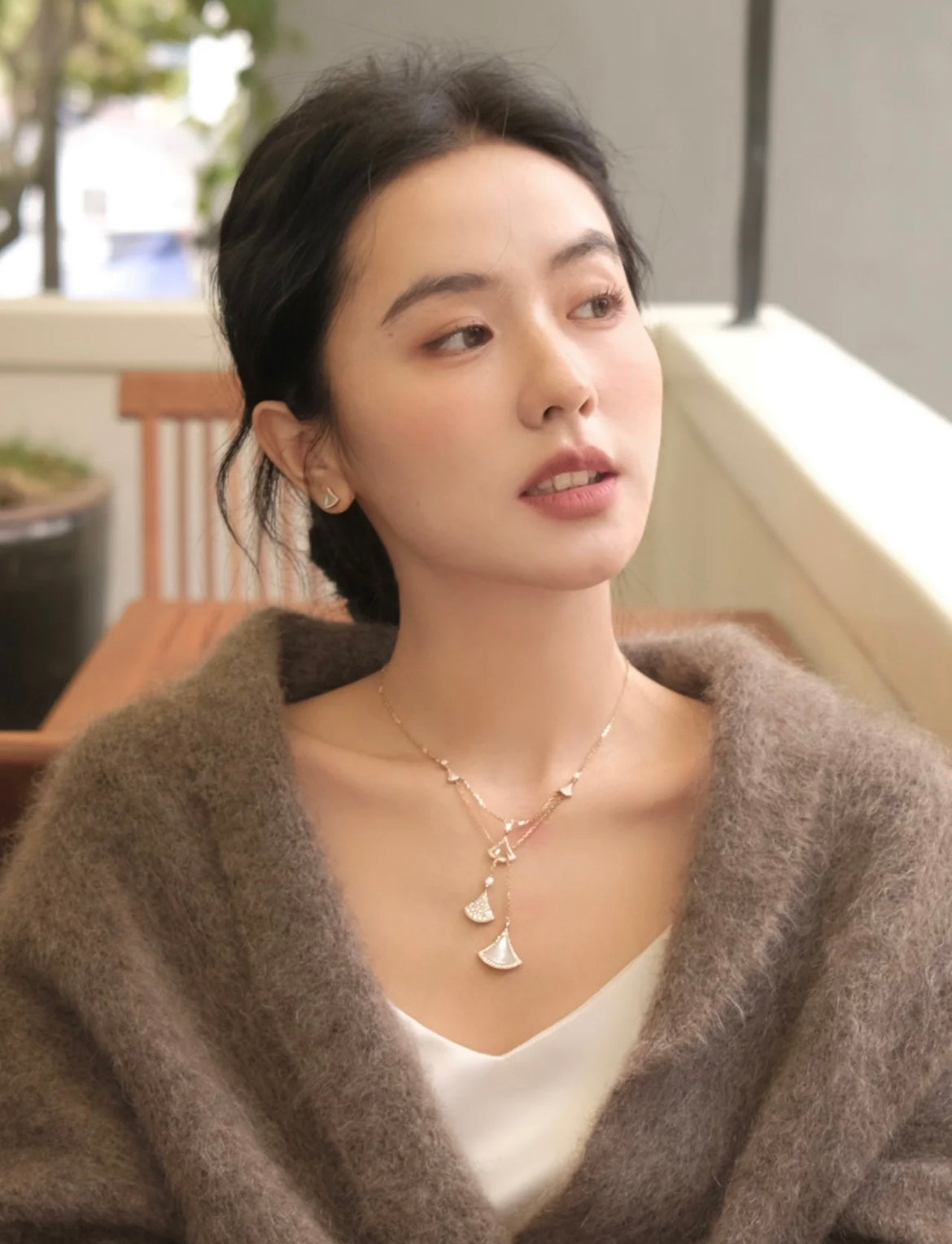 보스 악세사리 / 𝐵𝑉𝐿𝐺𝐴𝑅𝐼 여성 부채 목걸이