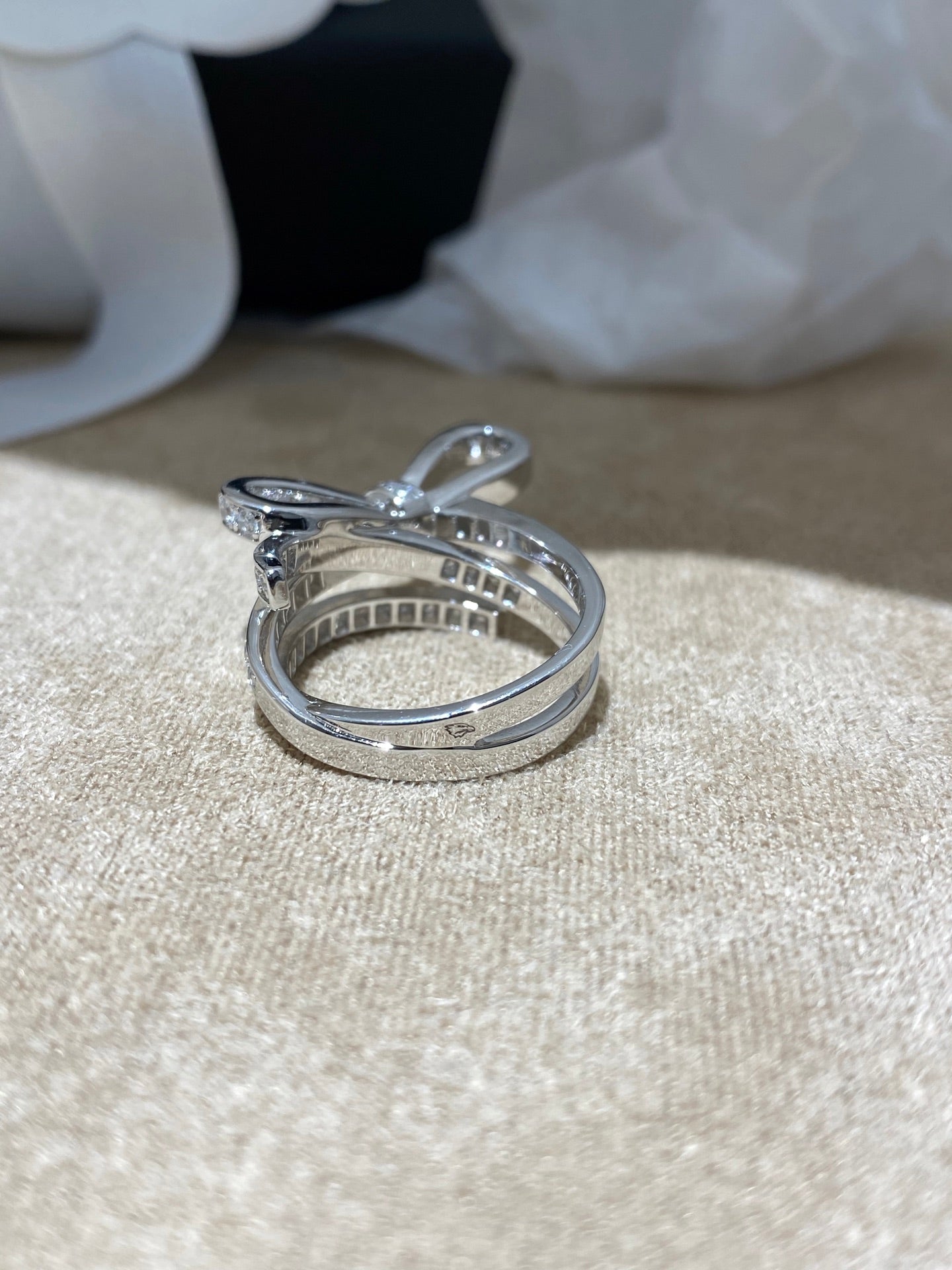 Boss Accessories / Chanel Women's Ring