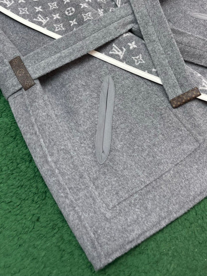 R Factory / 루이비통 여성 후드 코트