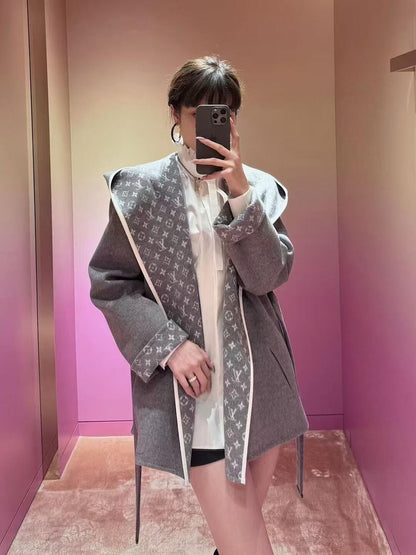 R Factory / 루이비통 여성 후드 코트