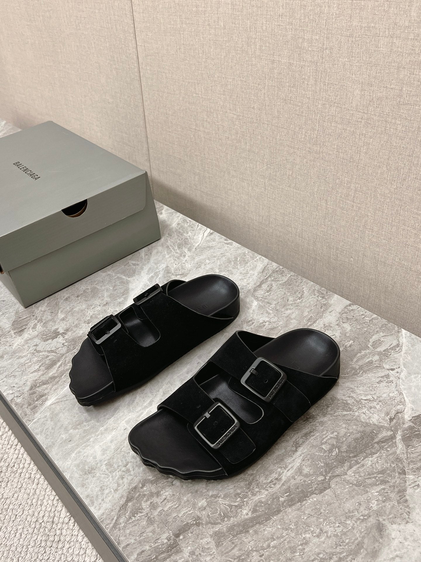 빙 공장 / 발렌시아가 남성 여성 슬리퍼