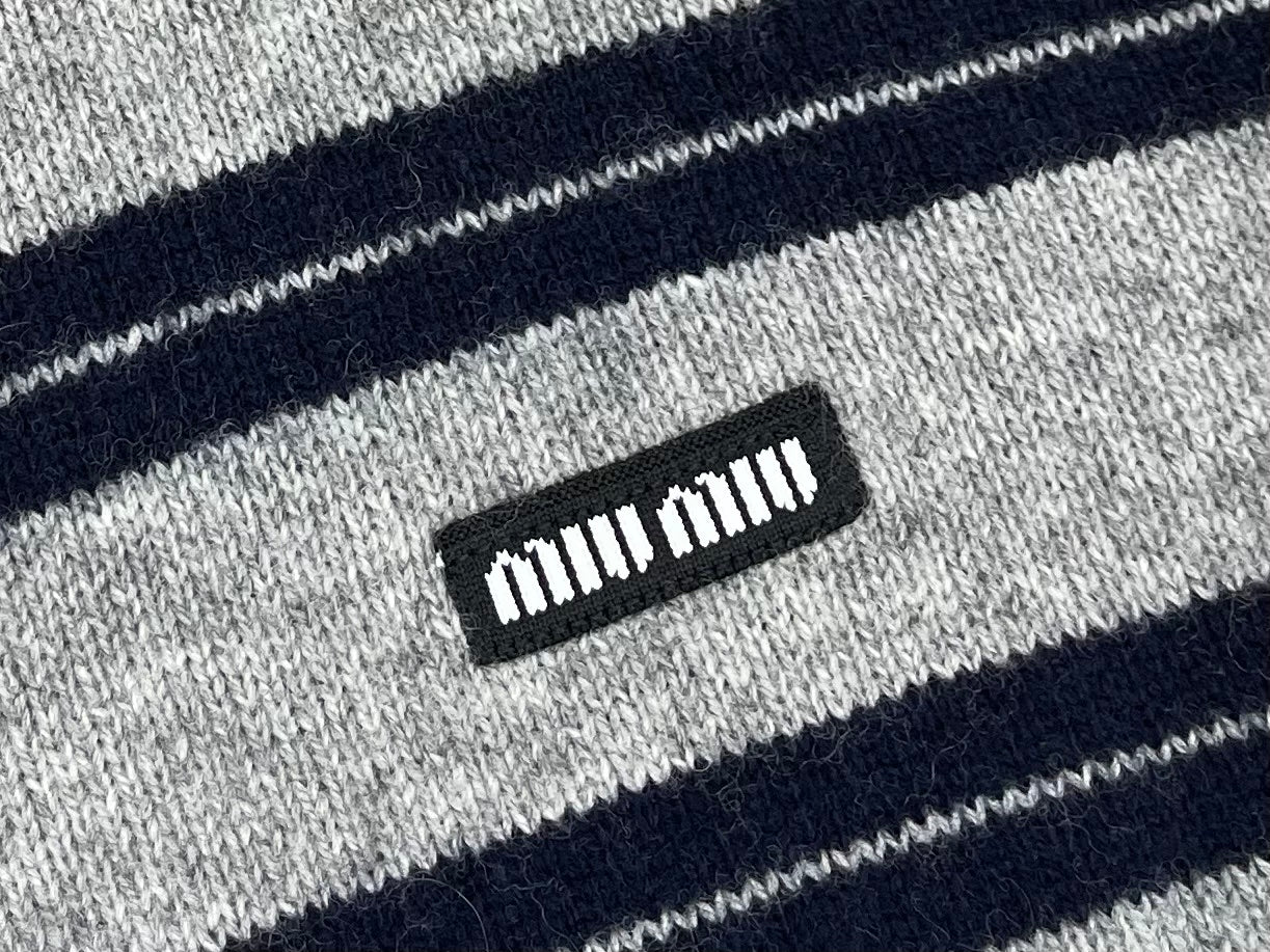 BVG / 미우미우 여성 니트