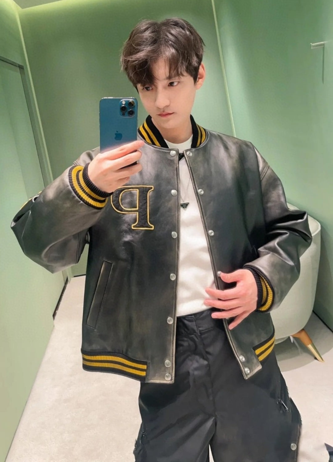 BVG / 프라다 남성 여성 재킷
