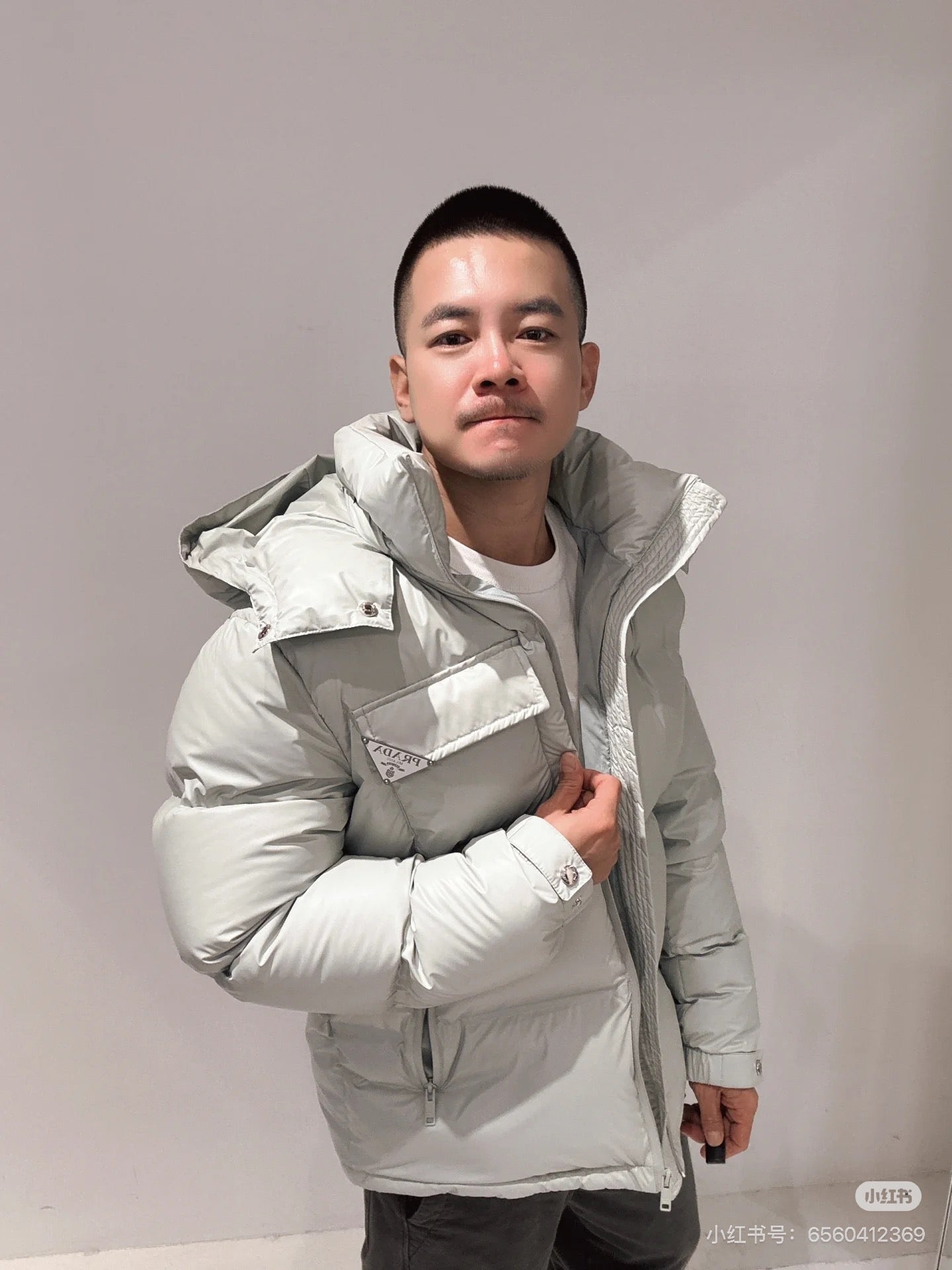 BVG / 프라다 남성 여성 패딩