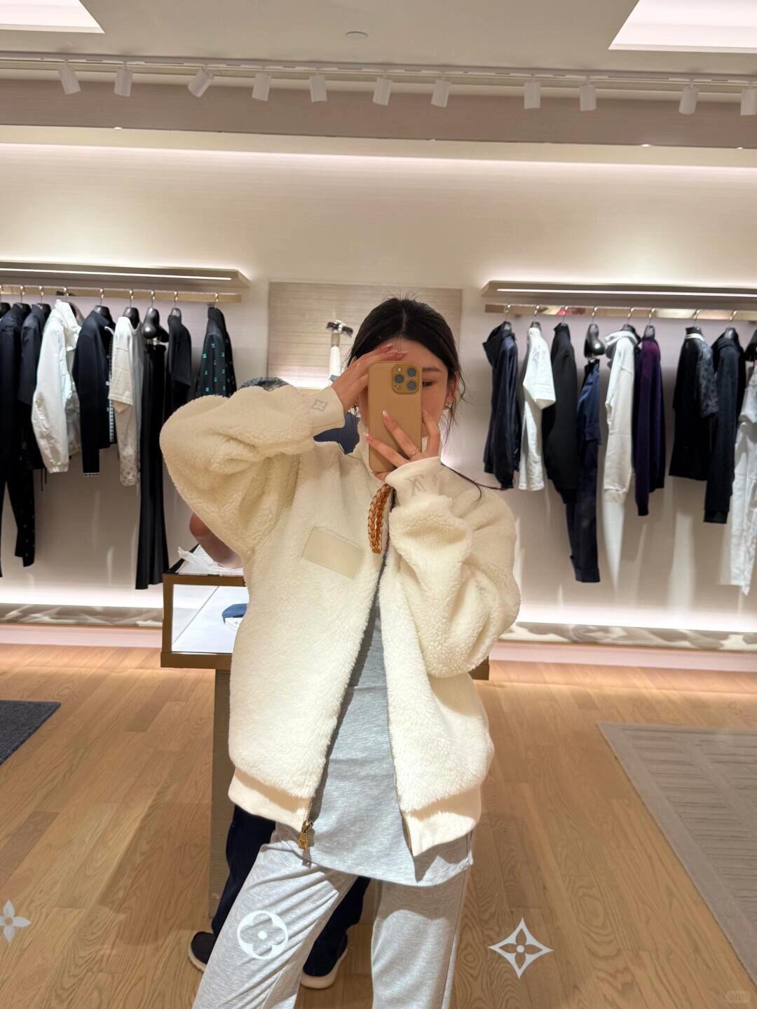 BVG / 루이비통 여성 재킷