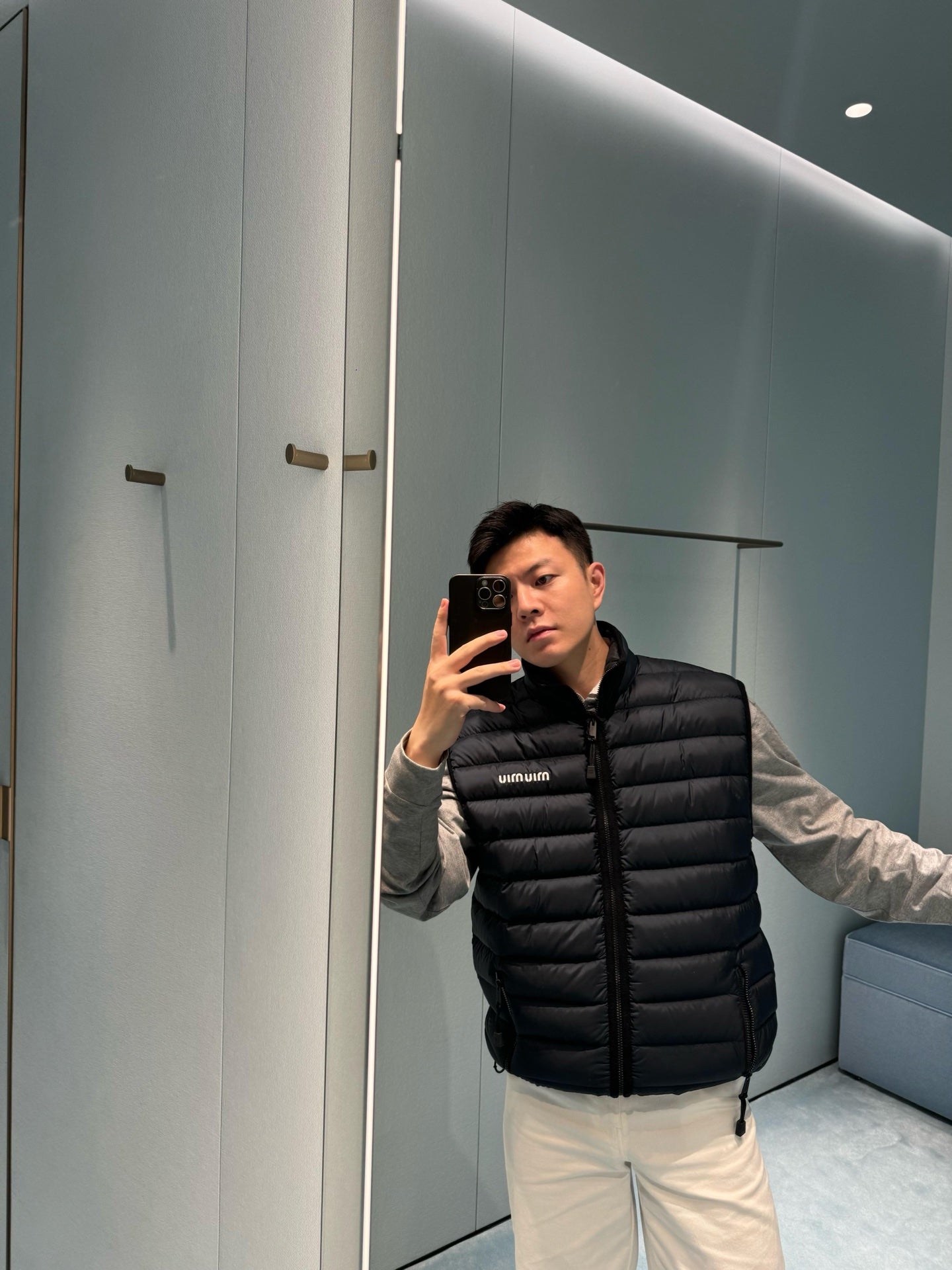 R공장 / 미우미우 남성 패딩 조끼