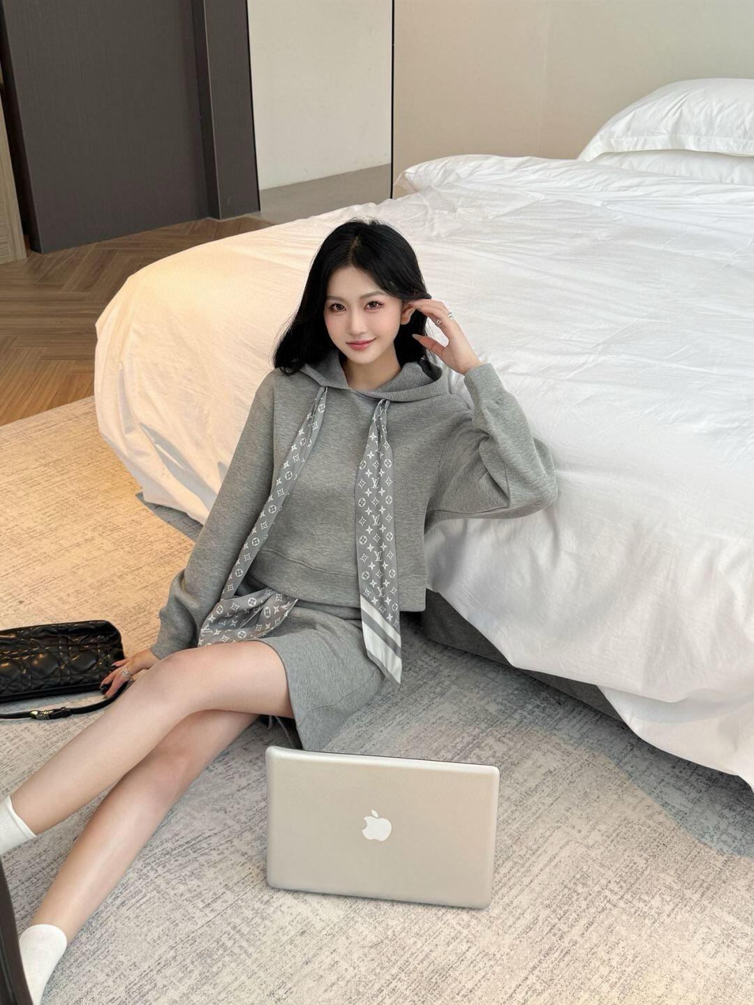 R공장 / 루이비통 여성 후드