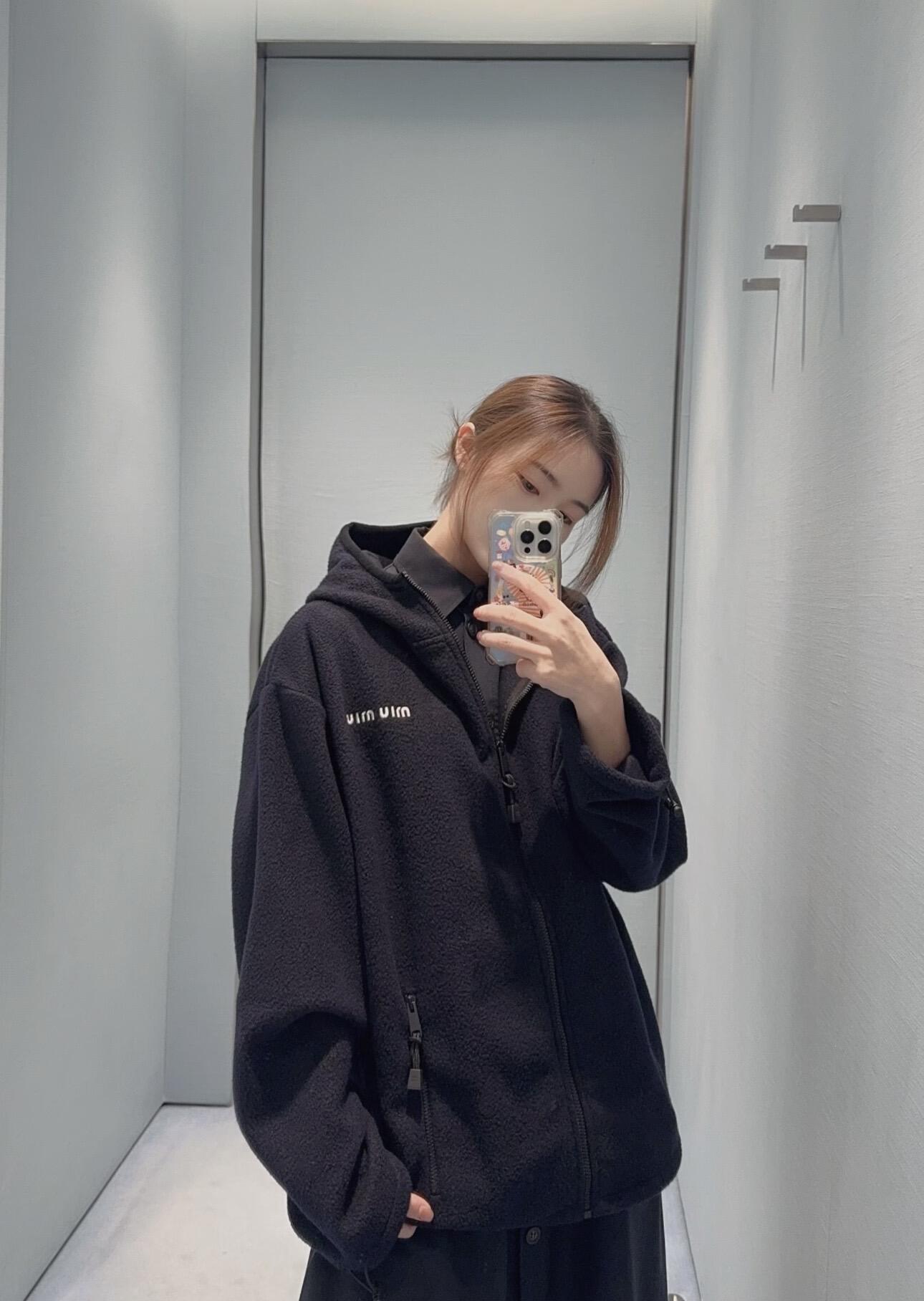 BVG / 미우미우 남성 여성 재킷 코트