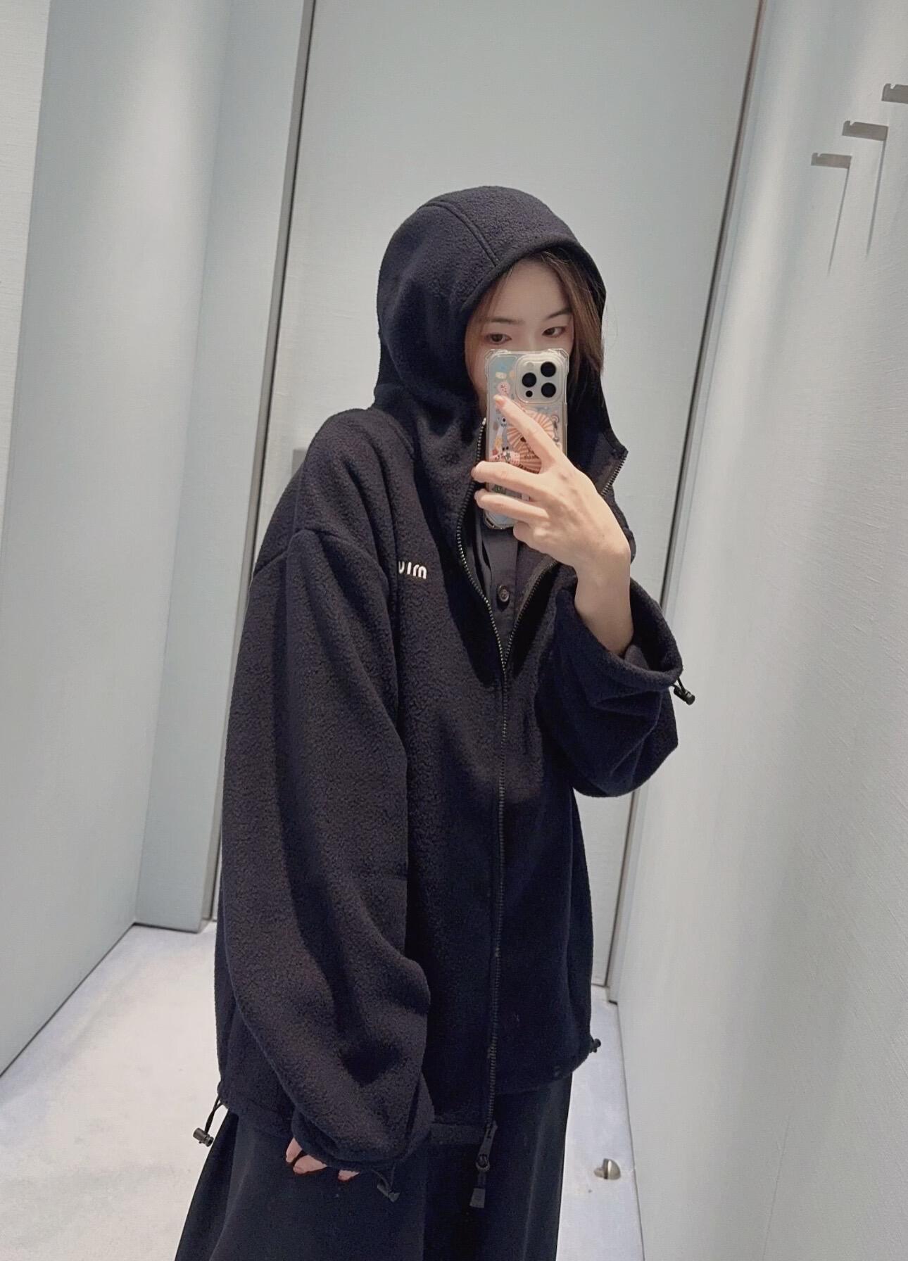 BVG / 미우미우 남성 여성 재킷 코트