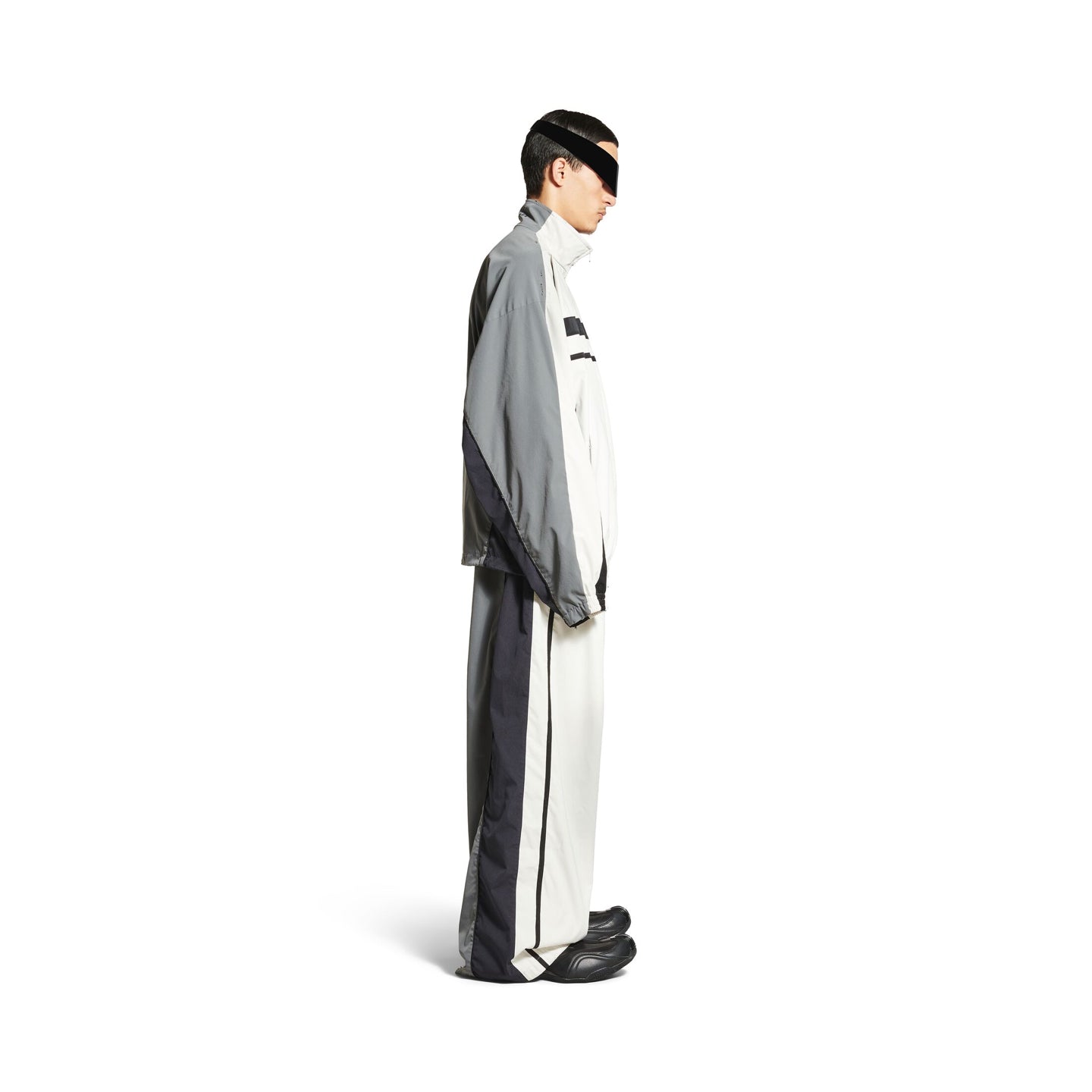 R공장 / 발렌시아가 남성 자켓