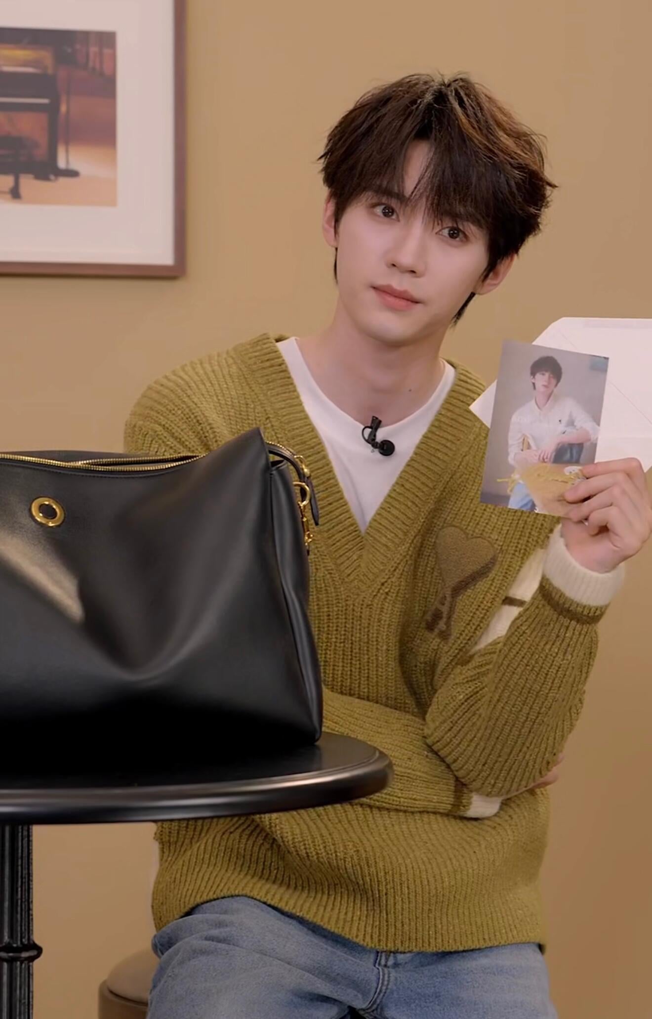 BVG / 아미 남성 여성 니트