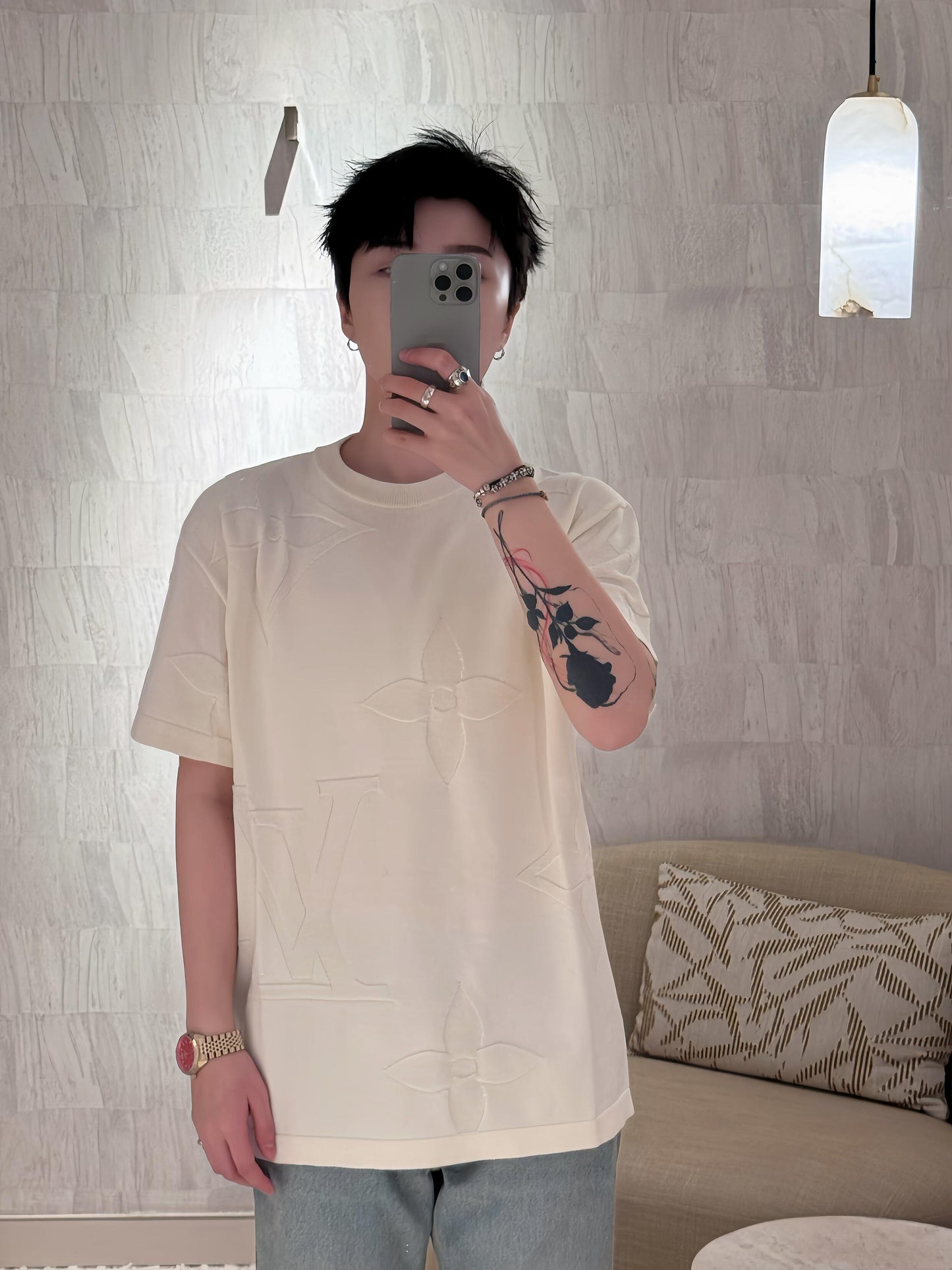 R공장 / 루이비통 남성 면 반팔티