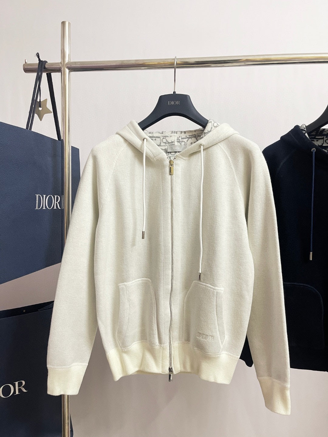 BVG / 디올 남성 여성 니트 코트