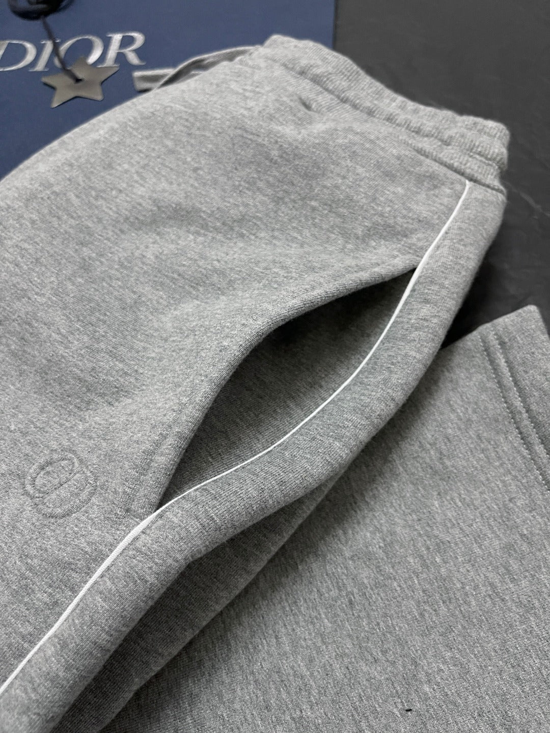 BVG / 디올 바지