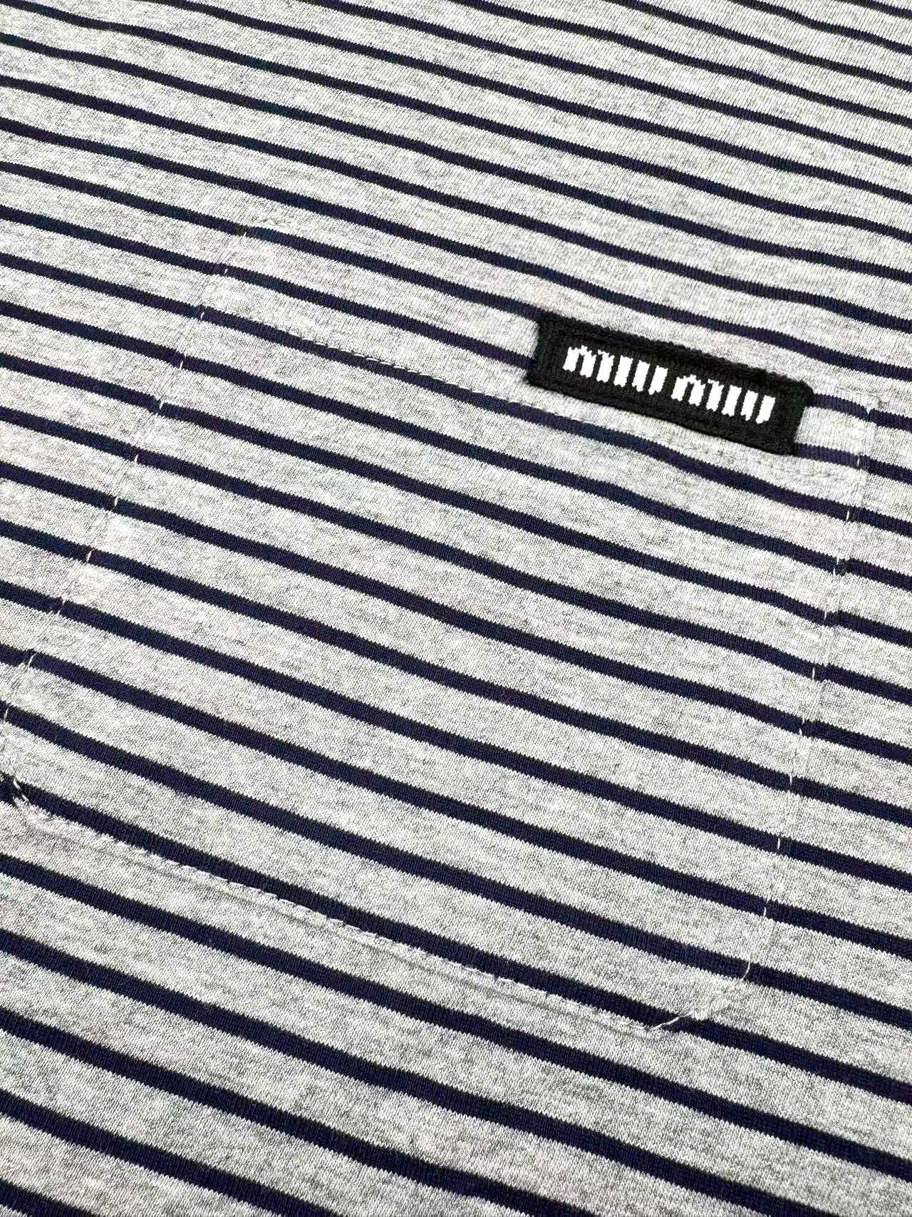 ZZLL / 미우미우 긴팔