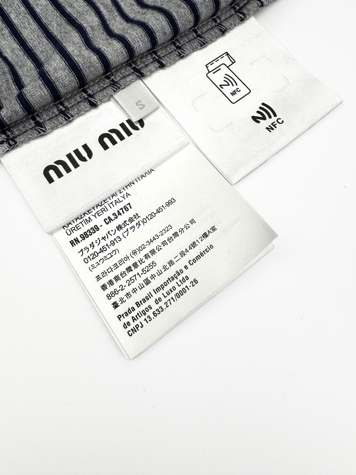 ZZLL / 미우미우 긴팔