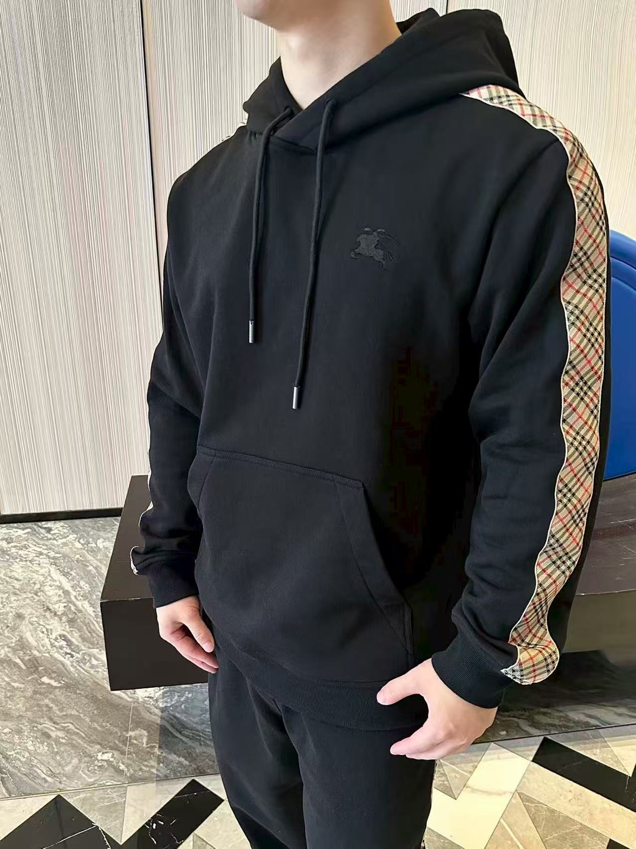 GTR / 버버리 후드티