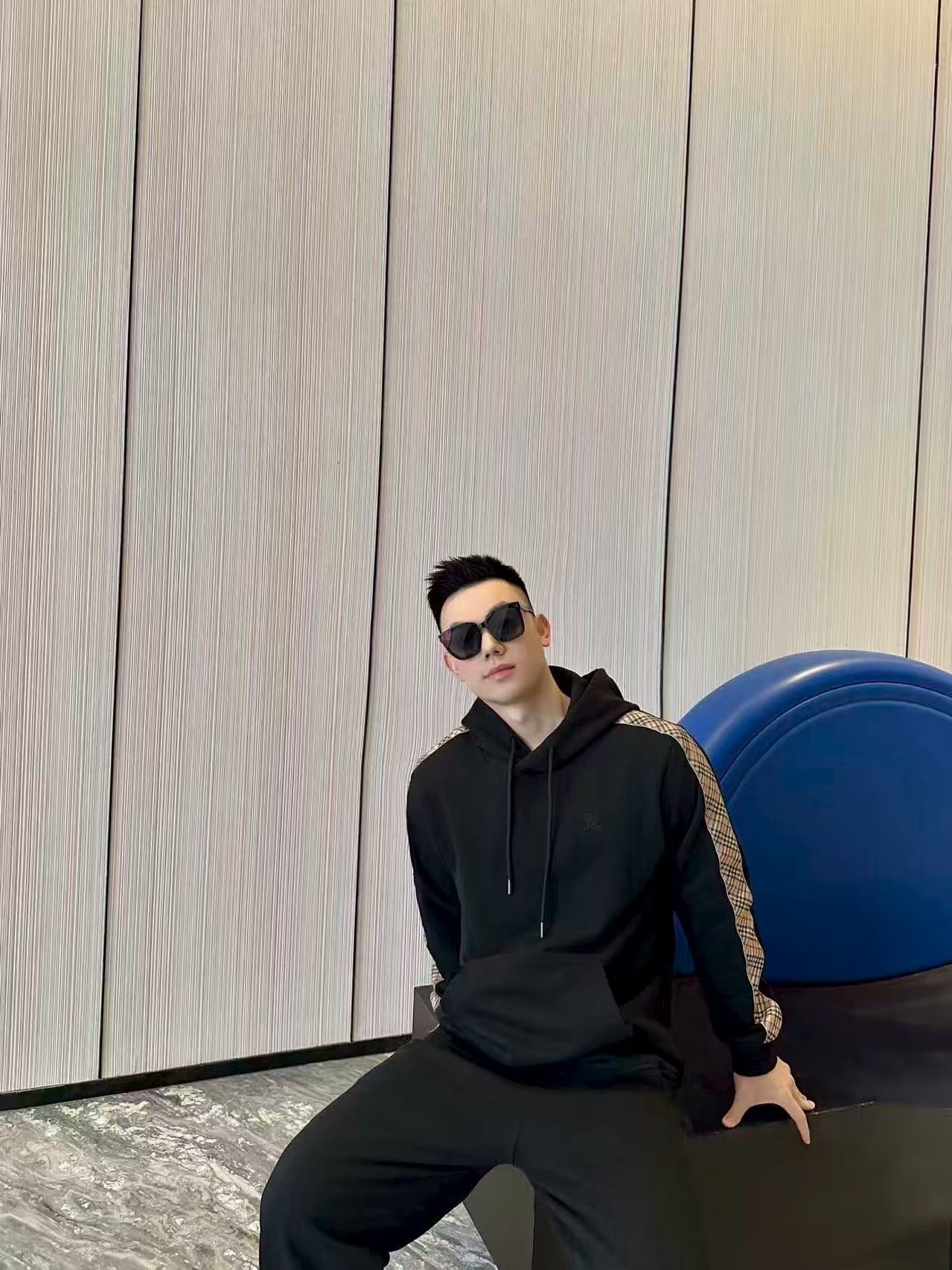 GTR / 버버리 후드티