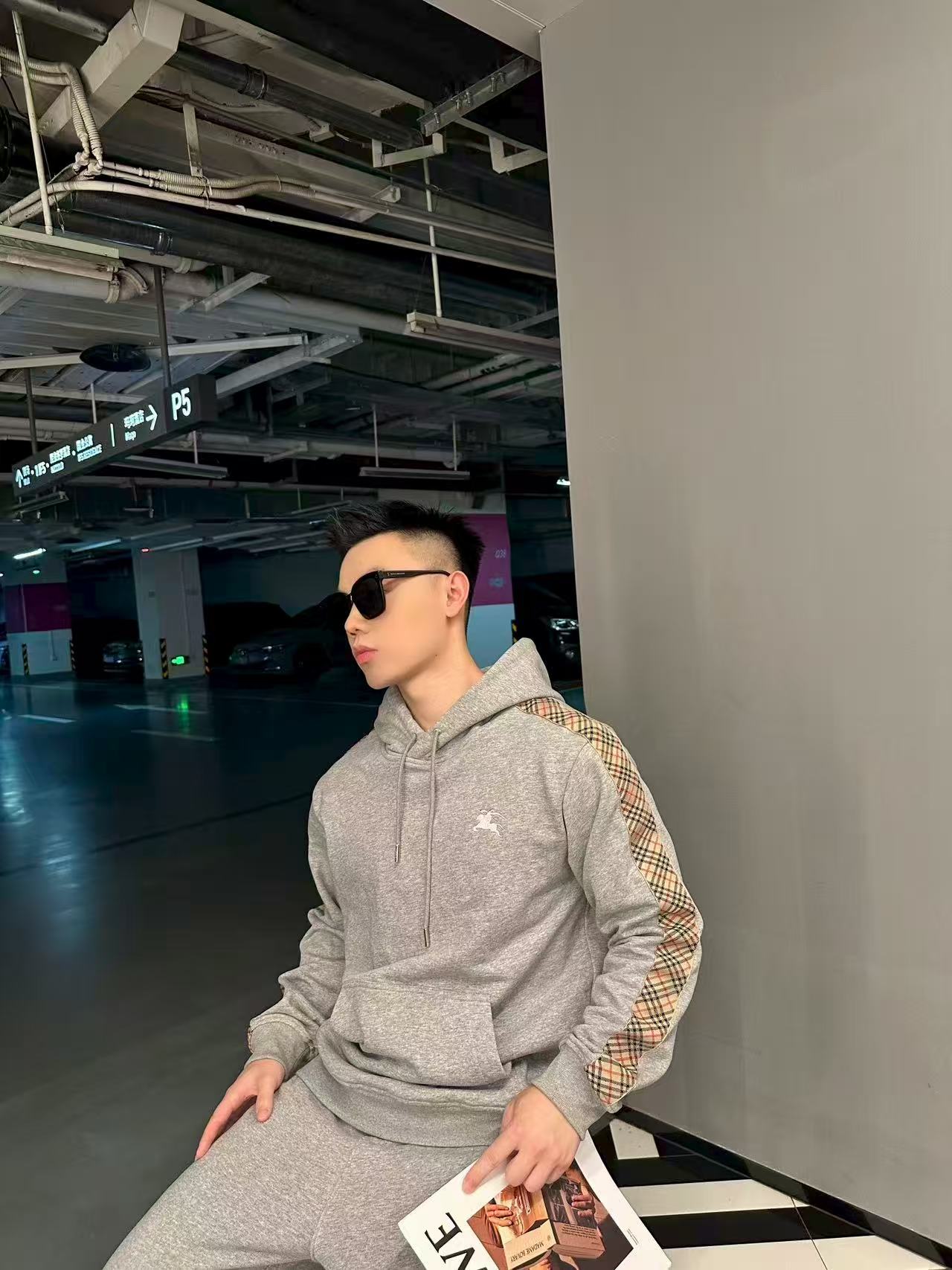 GTR / 버버리 후드티