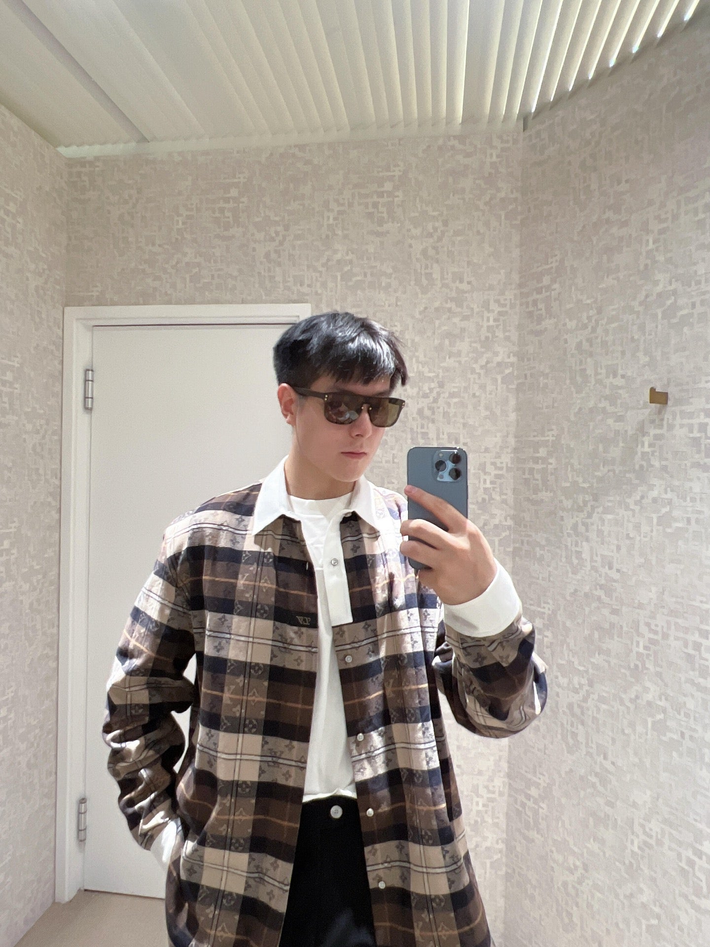 ZZLL / 루이비통 긴팔