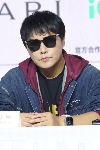 ZZLL / 발렌시아가 데님 코트
