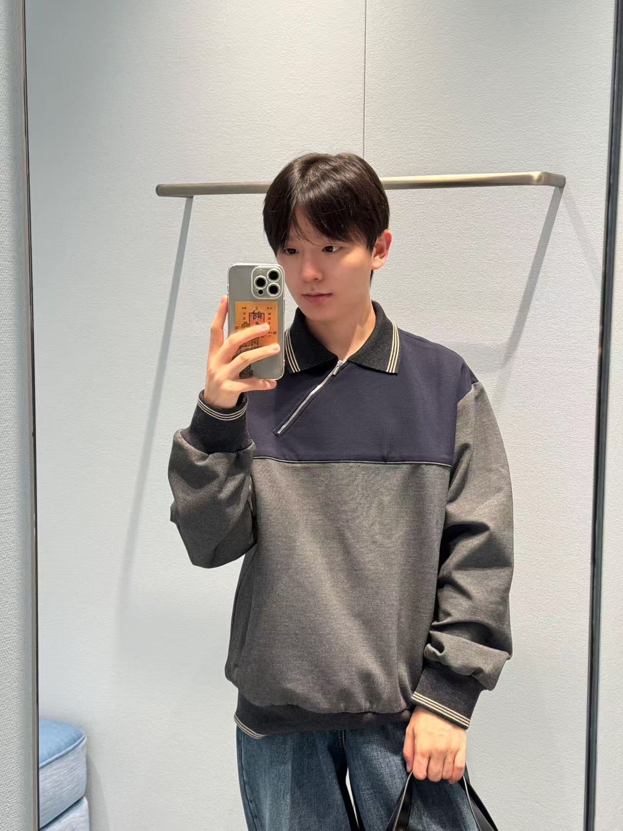 ZZLL / 미우미우 후드티