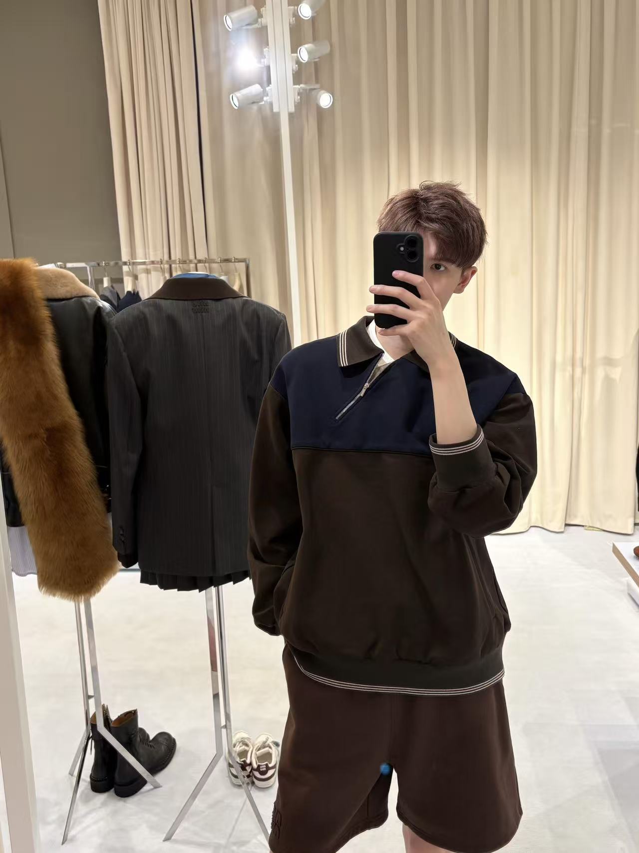 ZZLL / 미우미우 후드티