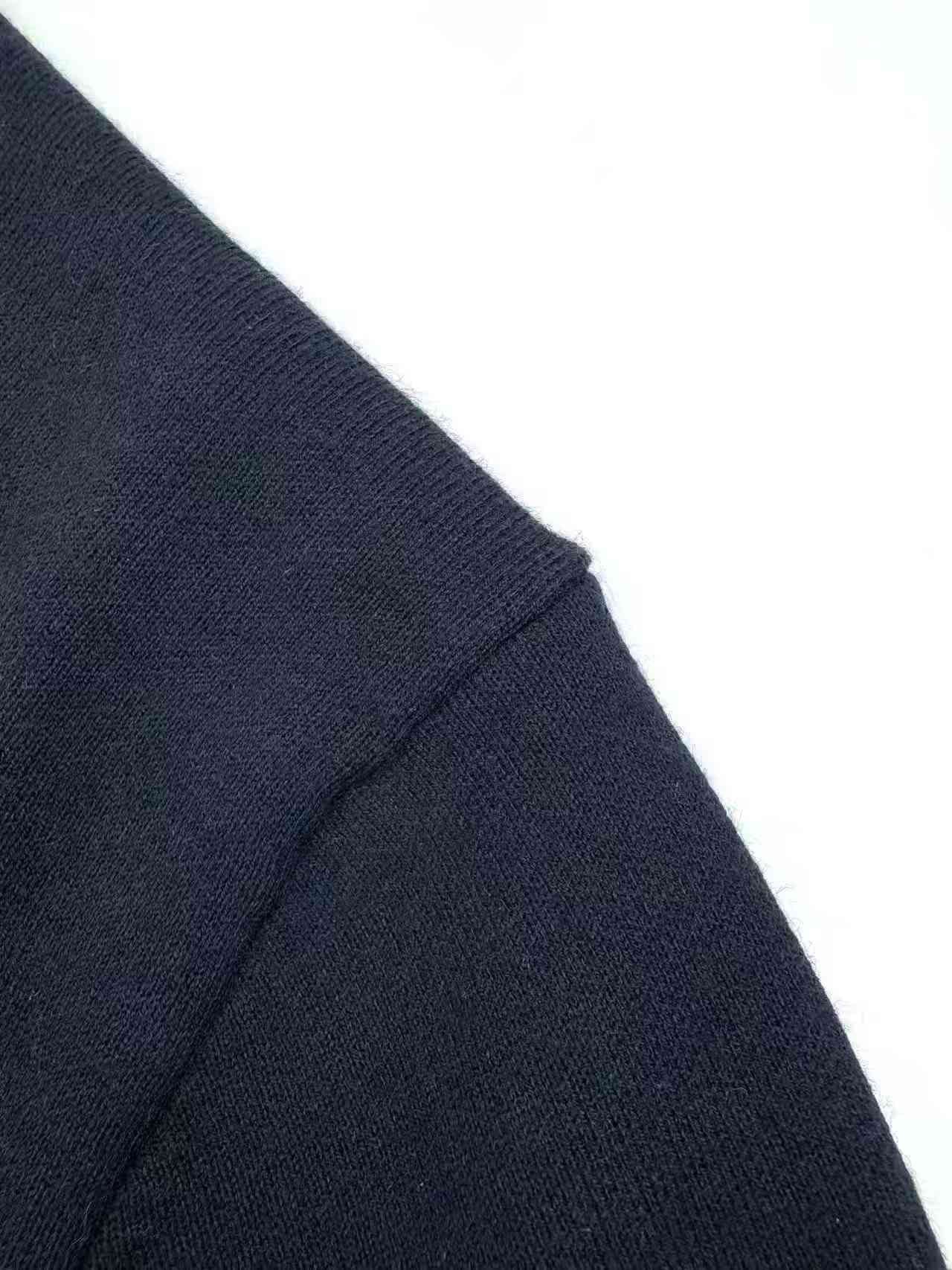 ZZLL / Miu Miu Knitted Cardigan