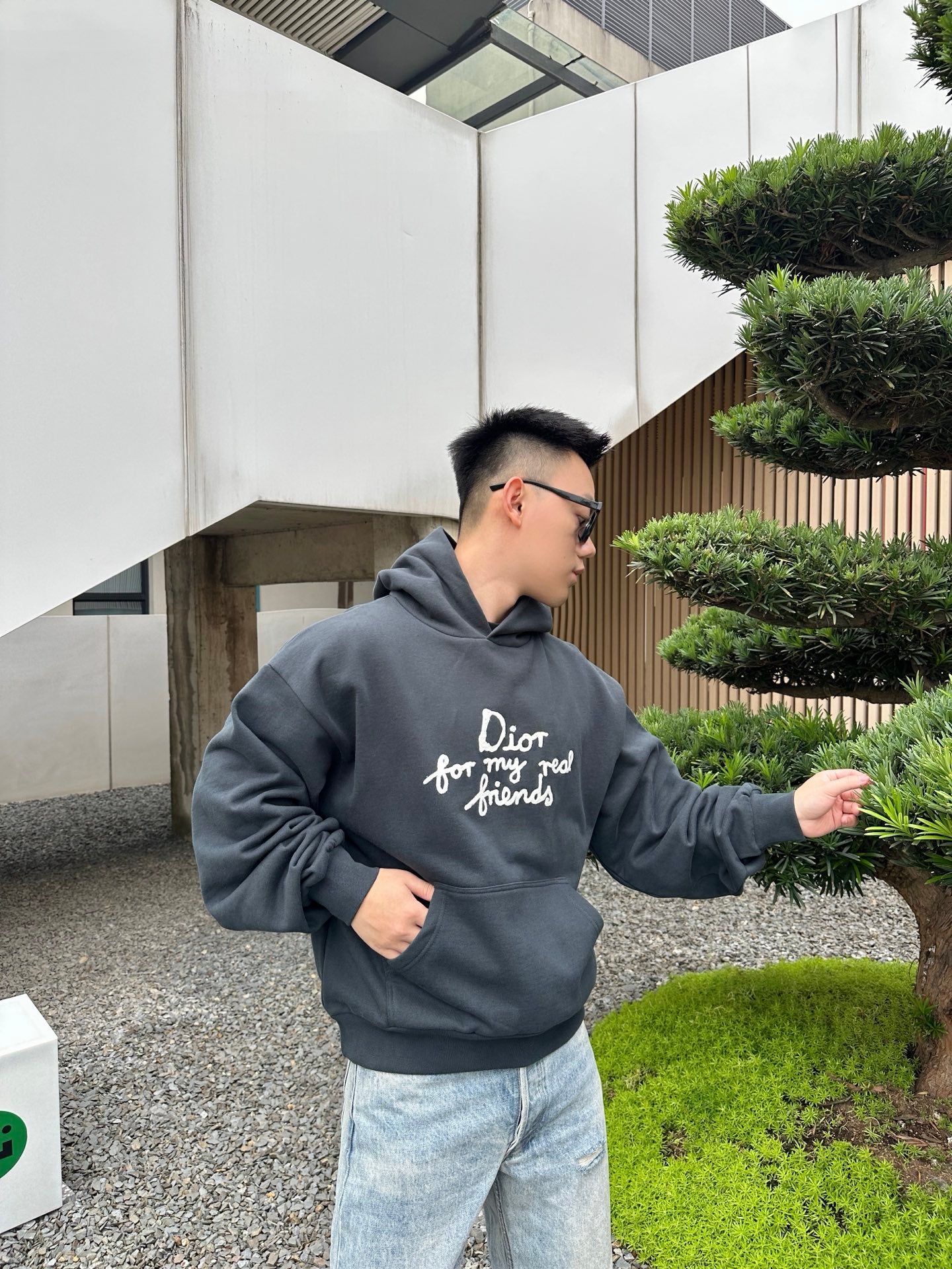 ZZLL / 디올 후드티
