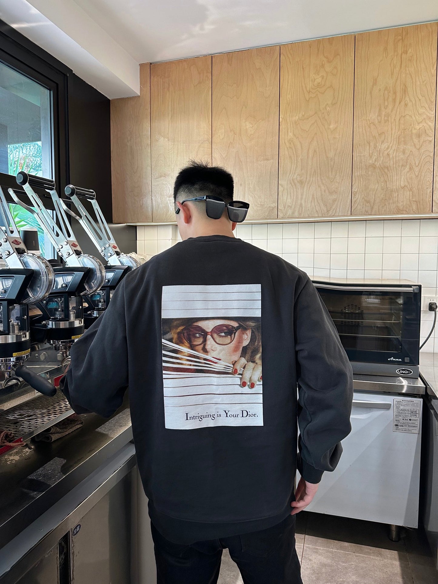 ZZLL / 디올 후드티