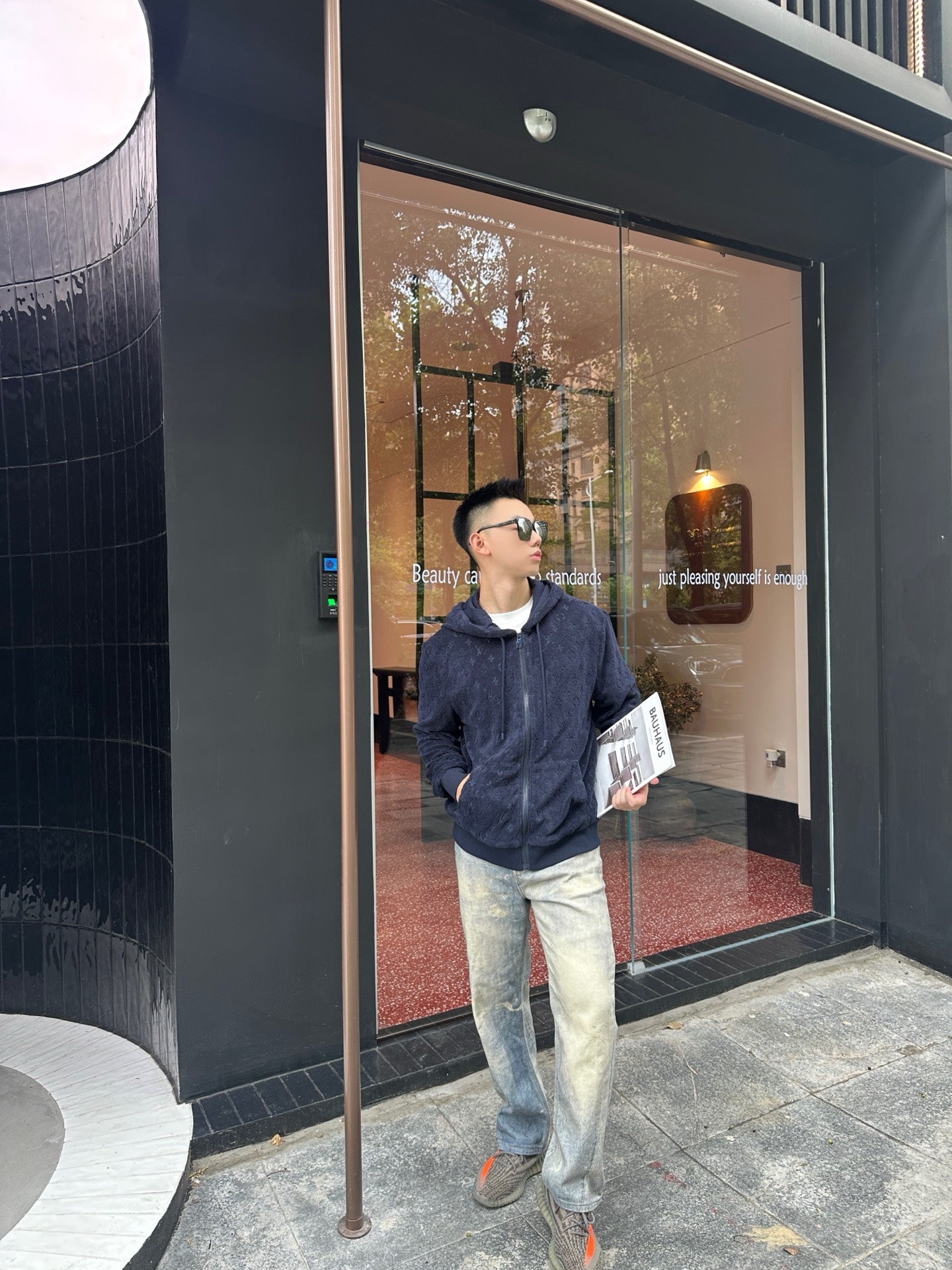 ZZLL / 루이비통 후드티셔츠