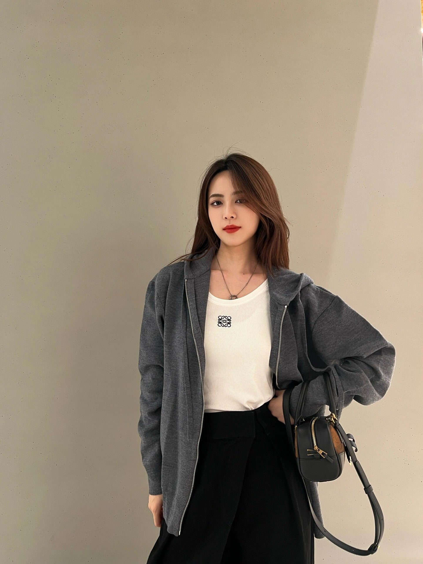 ZZLL / 로에베 후드티