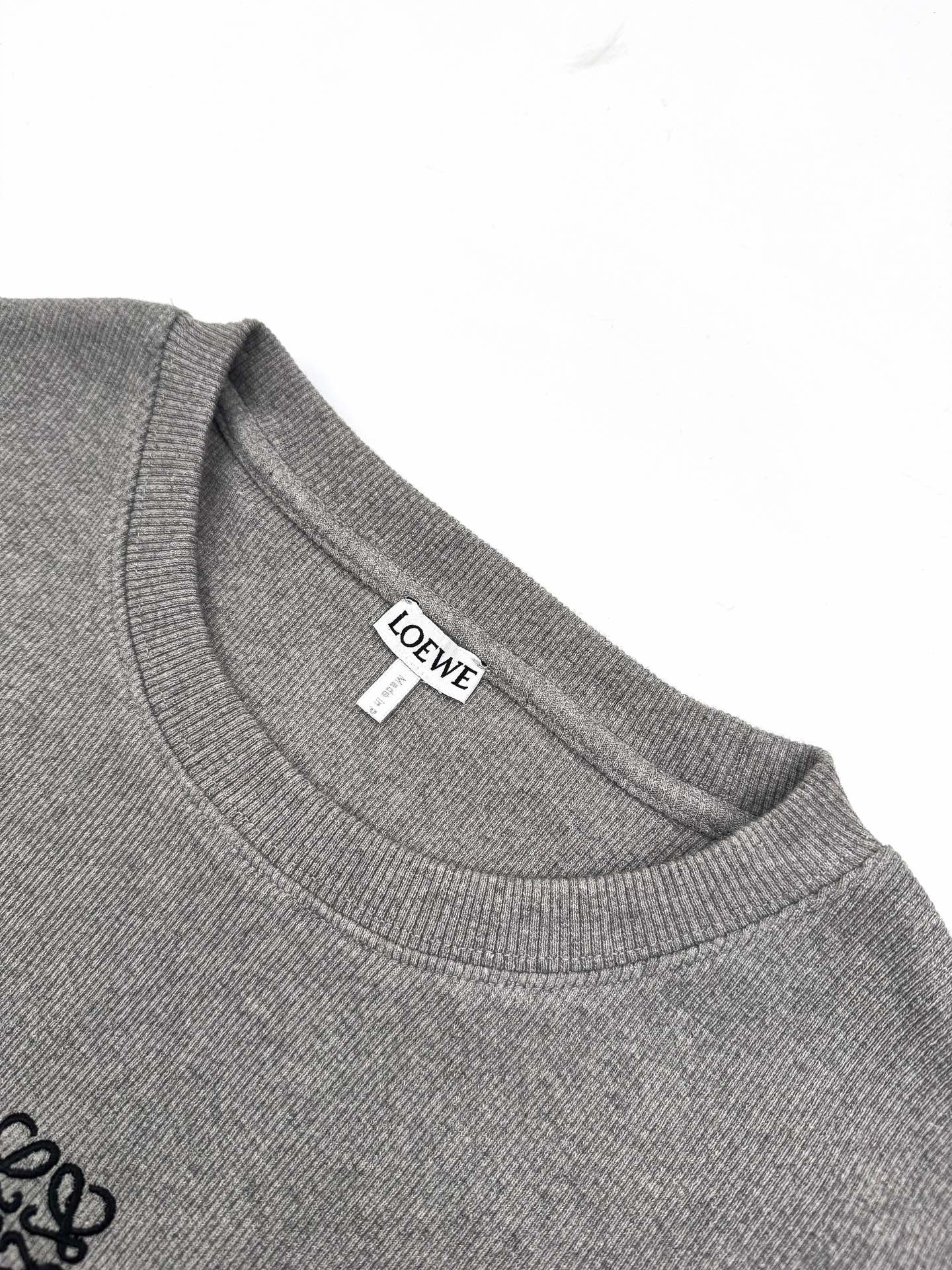 ZZLL / 로에베 긴팔티