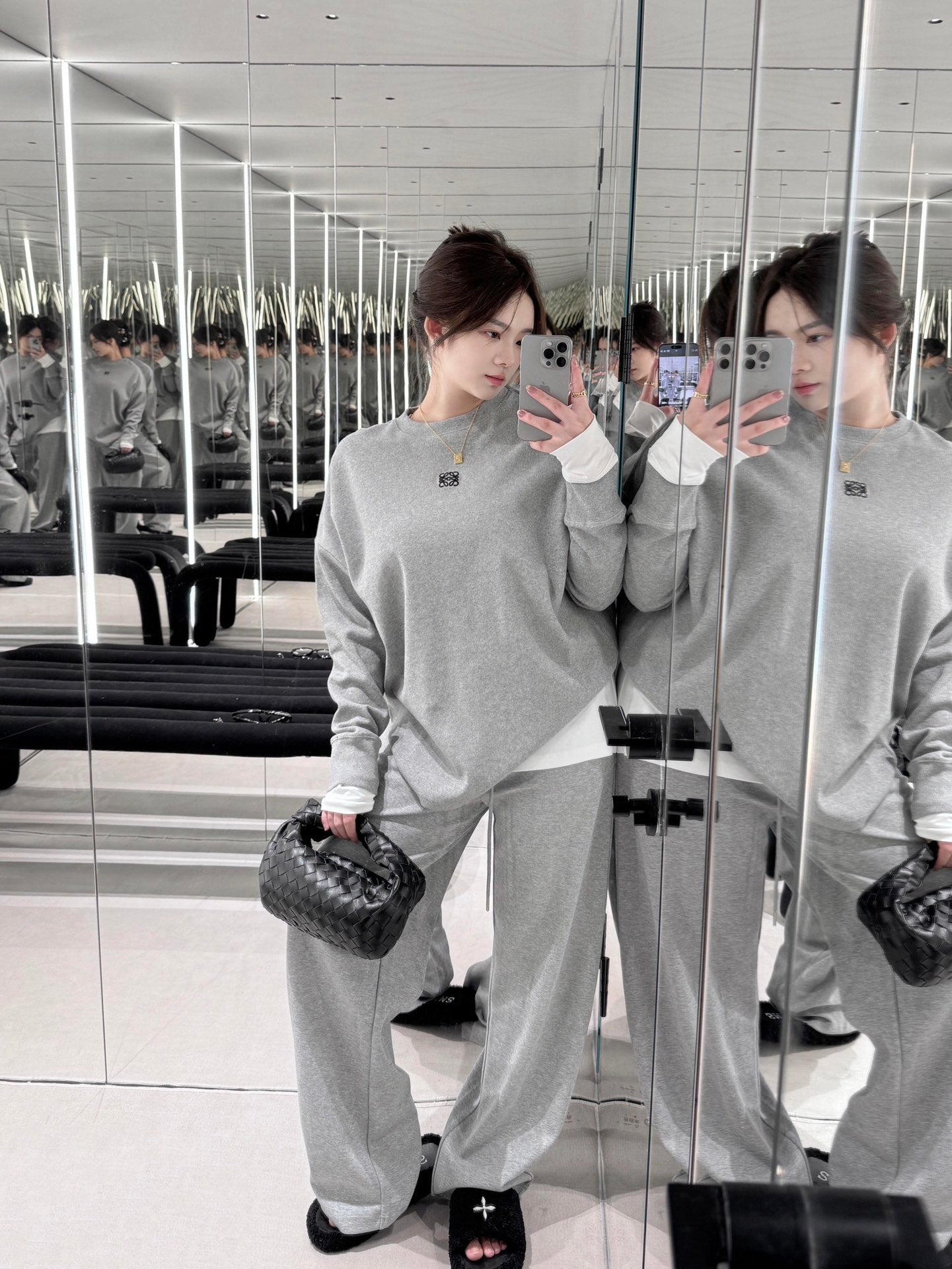 ZZLL / 로에베 긴팔티