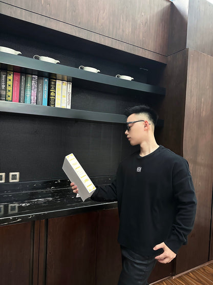 ZZLL / 로에베 긴팔티