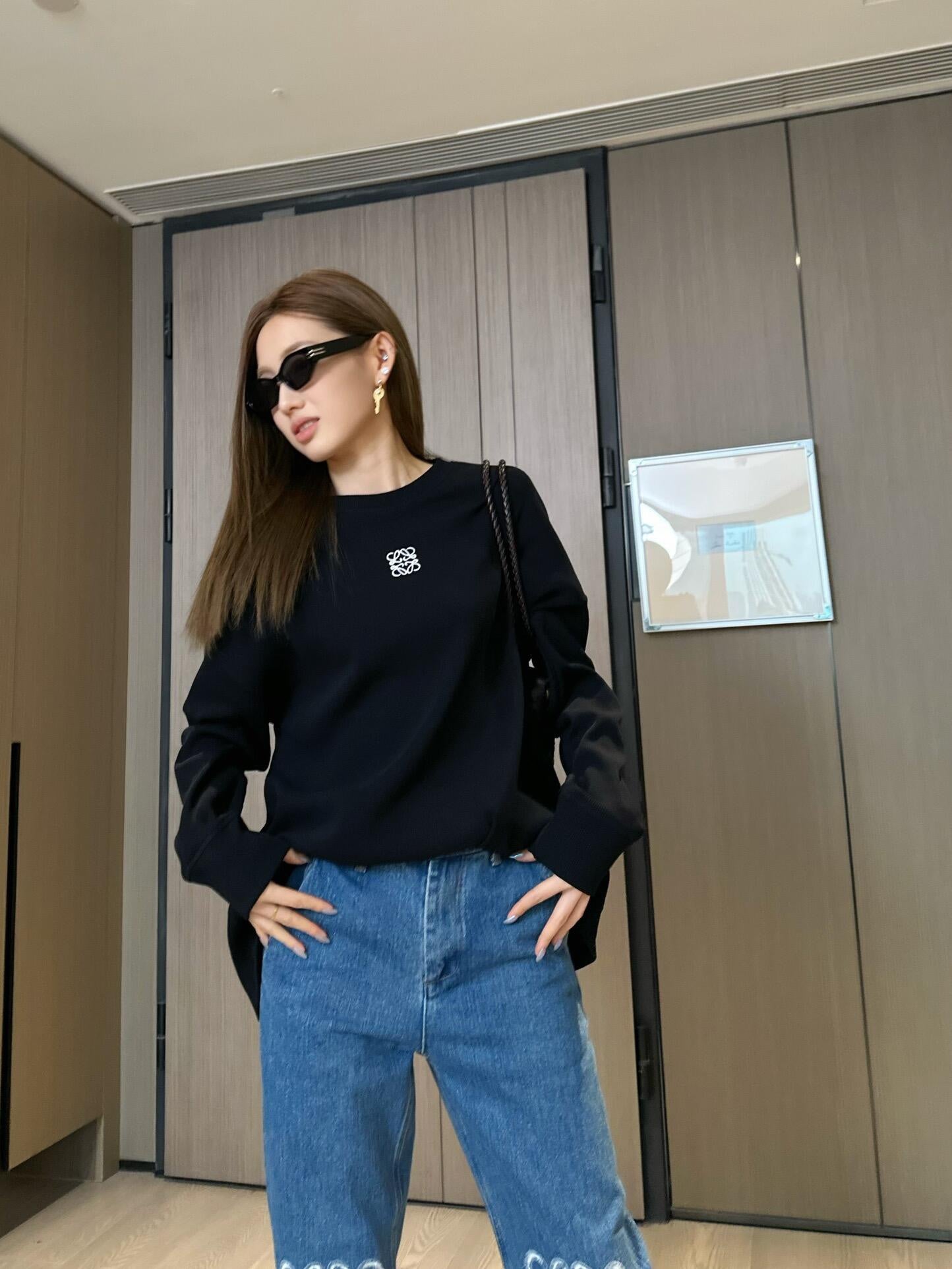 ZZLL / 로에베 긴팔티