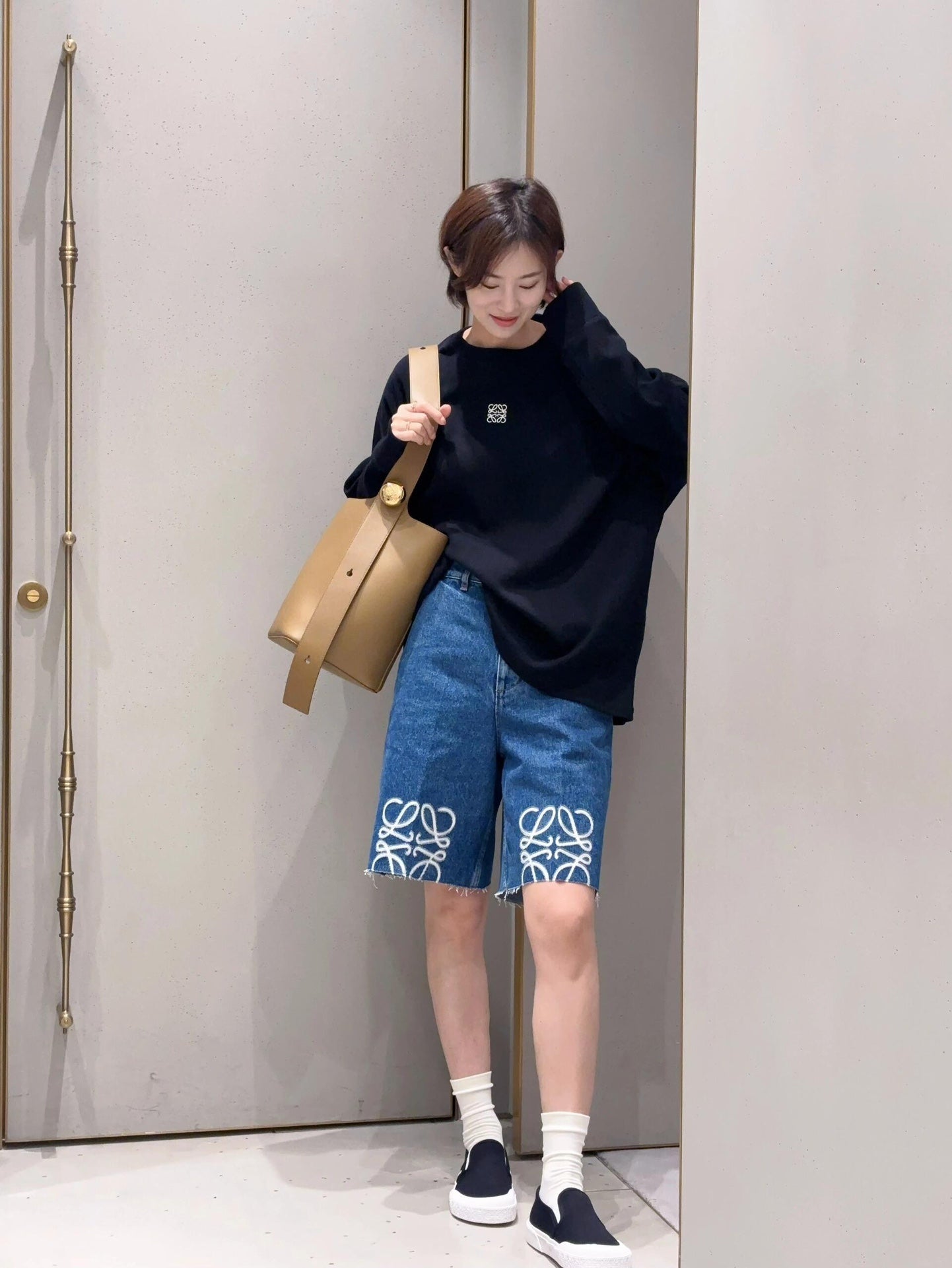 ZZLL / 로에베 긴팔티